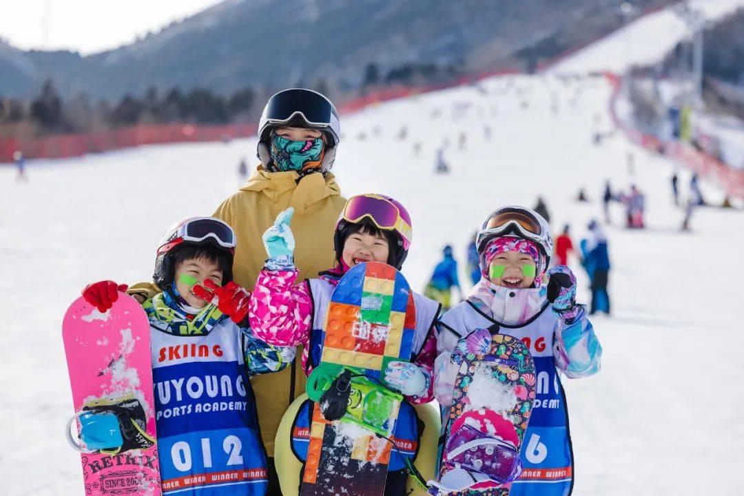 2024北京儿童滑雪营！不出京离家近6-10岁零基础必看低至6000(图9)