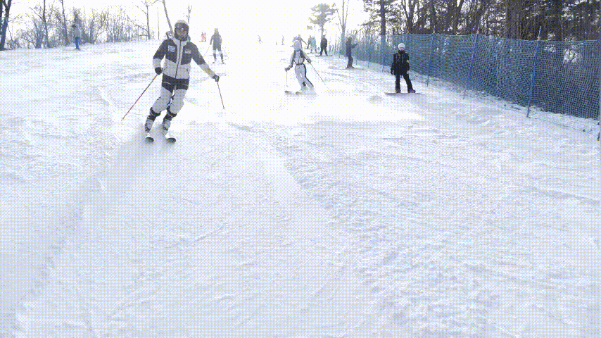 上党区振兴小镇青少年滑雪学院即将开营2024开启一场精彩的少年冰雪进阶营(图5)