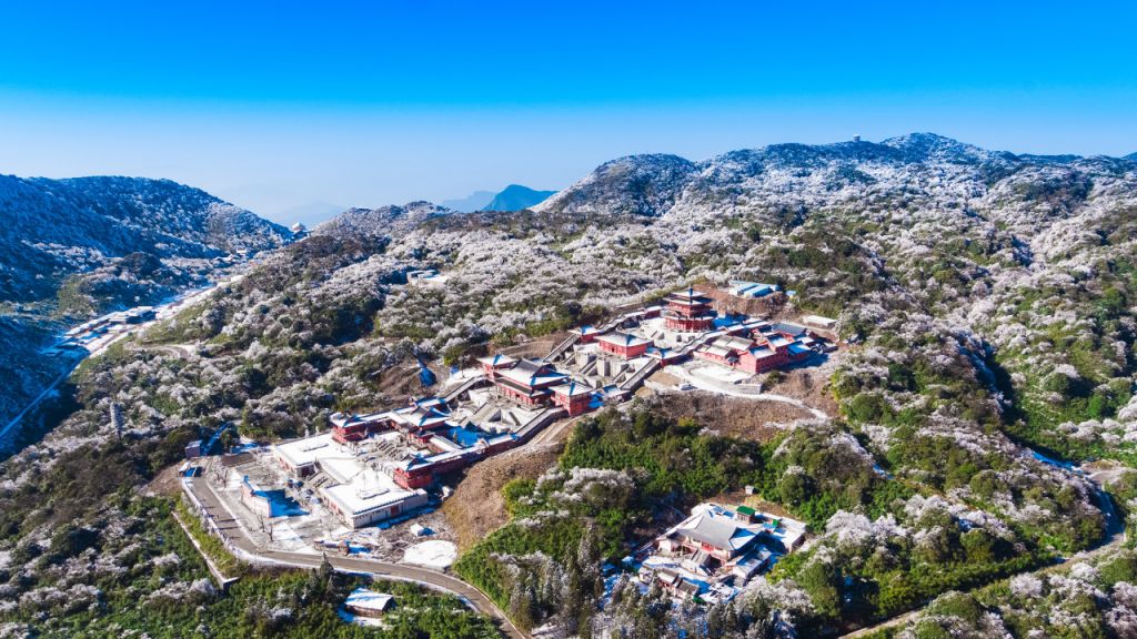 2024重庆金佛山冬季赏雪滑雪2日游攻略（门票+路线）(图3)