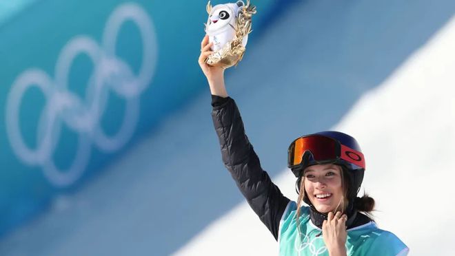 谷爱凌再夺金牌苏翊鸣今天18岁！冠军同款滑雪装备都有哪些品牌(图60)