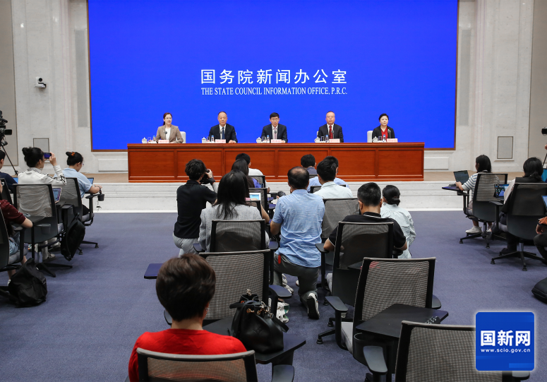 国家体育总局:推动体育产业发展 打造市场新引擎(图1)