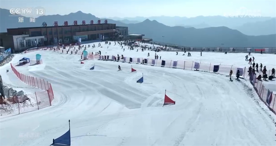 焦点访谈:冰雪经济“热”起来(图8)
