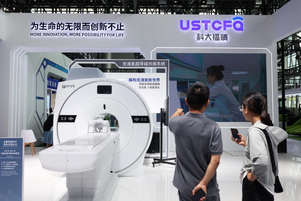 【2024世界制造业大会】安徽商报融媒体记者为您提前探馆多款科技“重器”闪亮登场(图4)