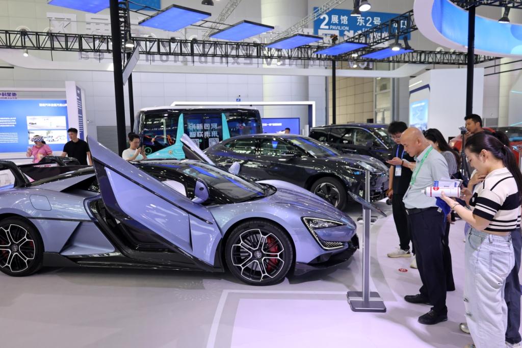 【2024世界制造业大会】安徽商报融媒体记者为您提前探馆多款科技“重器”闪亮登场(图9)