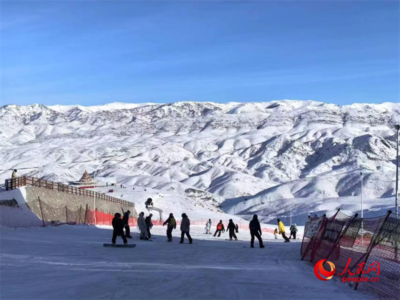 有回音丨半价滑雪、预约制免费……阿勒泰好政策让本地群众“惠滑”(图1)
