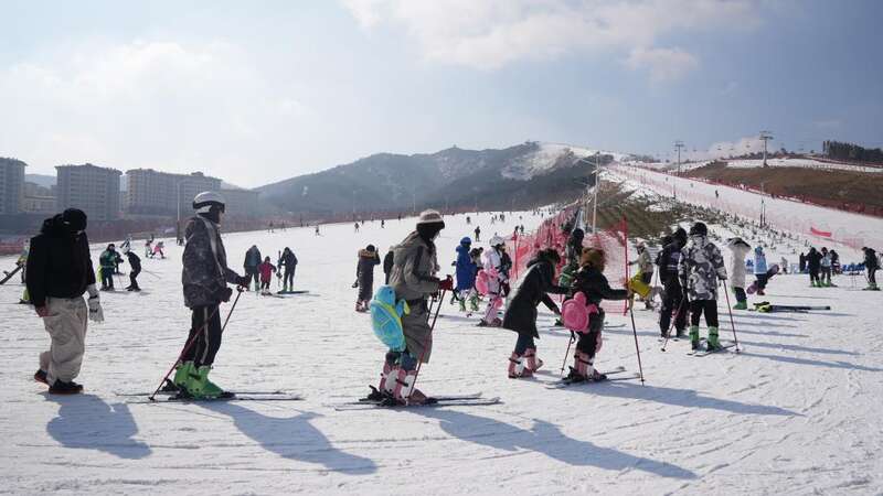 15万亿元！冰雪经济“热”力无限(图3)