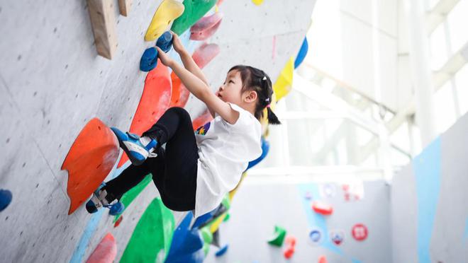 攀岩潜水滑雪等高危项目热起来上海推出新法规首创场所全覆盖监管(图1)