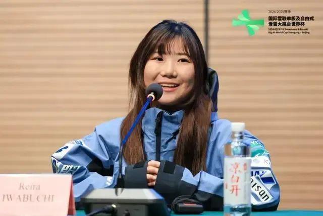 冰雪头条:2024—2025赛季国际雪联单板及自由式滑雪大跳台世界杯即将打响(图6)