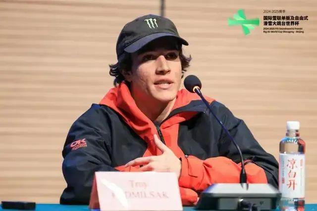 冰雪头条:2024—2025赛季国际雪联单板及自由式滑雪大跳台世界杯即将打响(图7)