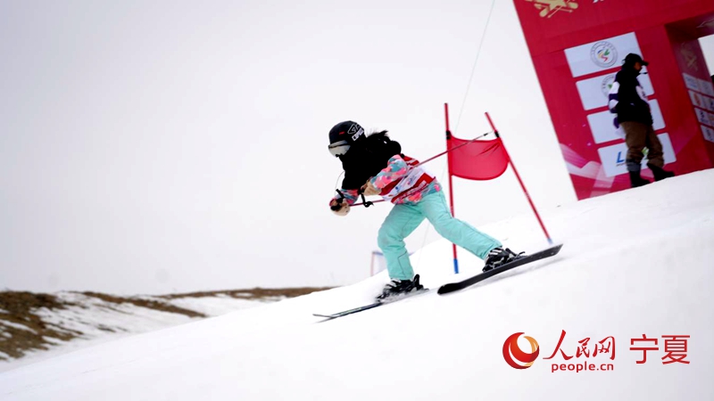 全国青少年滑雪巡回赛（宁夏站）启幕(图2)