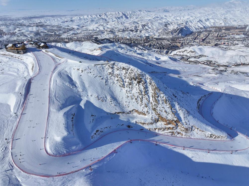 冰雪深处：昔日苦寒地化作金银山——文化润疆的体育实践之三(图2)