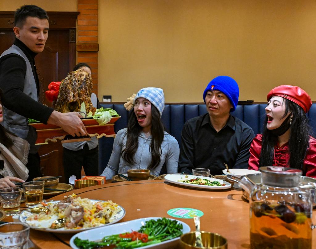 冰雪深处：昔日苦寒地化作金银山——文化润疆的体育实践之三(图5)