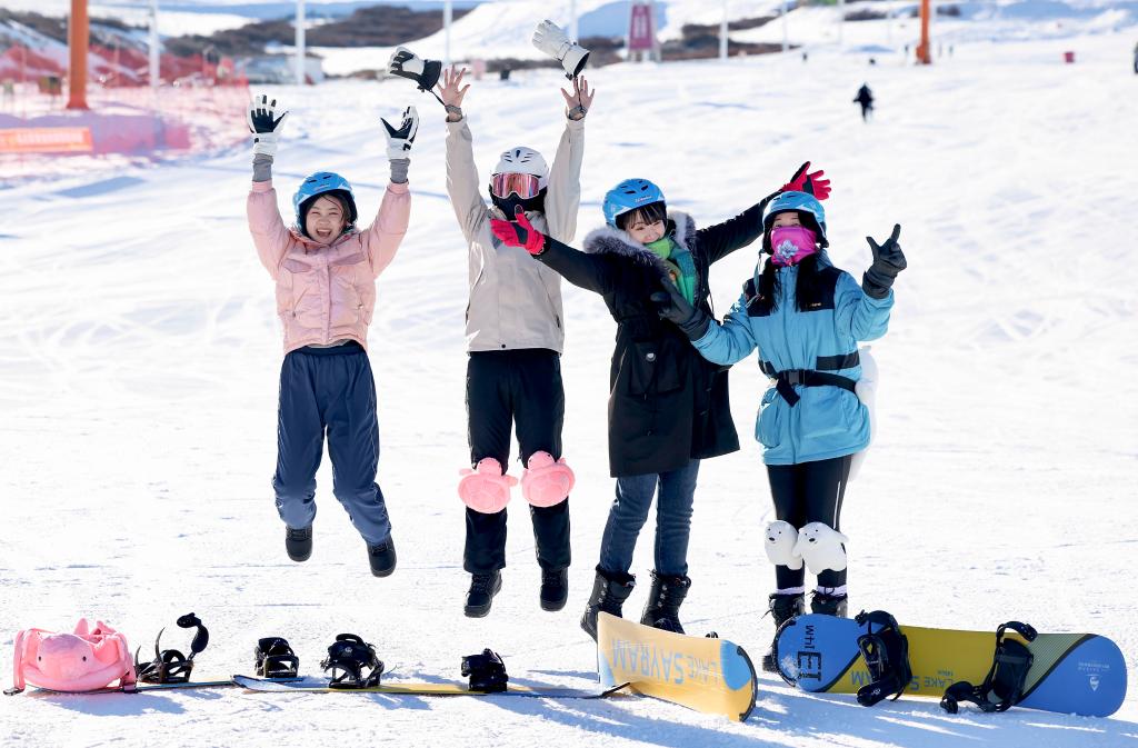 冰雪深处：昔日苦寒地化作金银山——文化润疆的体育实践之三(图8)