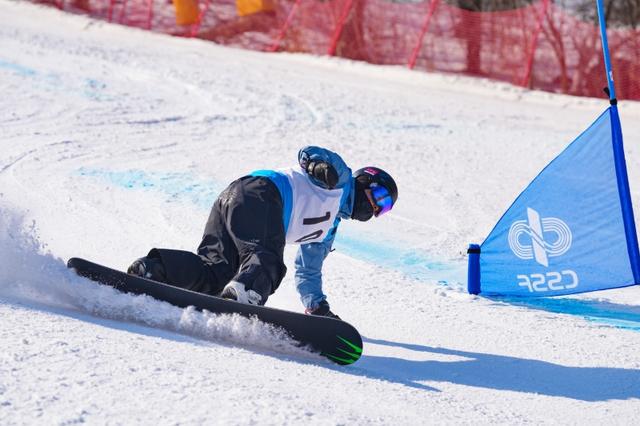 燃情雪道！全国62所高校的教师在江城“高山论剑”(图4)