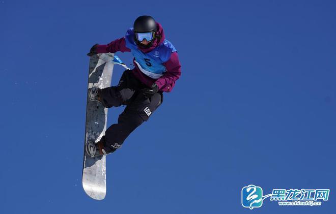 2024-2025赛季全国自由式和单板滑雪冠军赛收官黑龙江队闪耀赛场(图1)