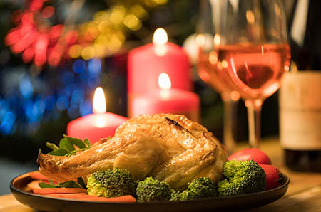 明品生活网：带孩子滑雪需要准备什么？_固定器-滑雪板-手套-雪道(图2)