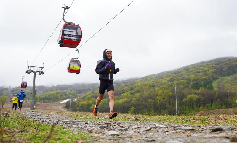 户外运动绘就4亿人健康生活新图景(图1)