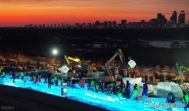 沸腾全网！哈尔滨冰雪大世界夜建名场面今年必火的冬日顶流(图5)