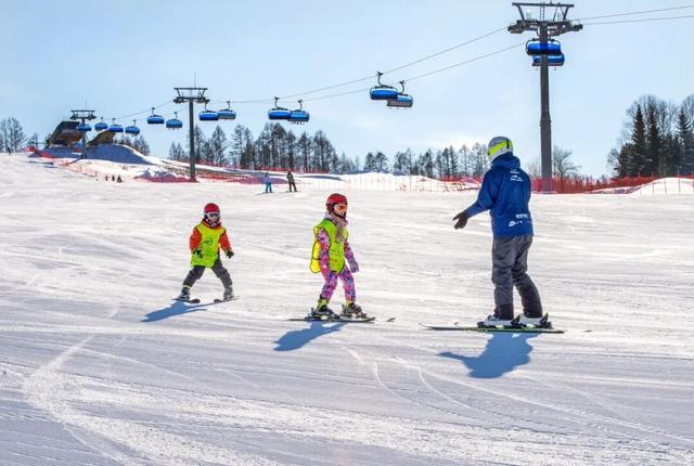 机票增长41%、酒店增长147%！吉林雪假激活冰雪经济“热引擎”(图3)