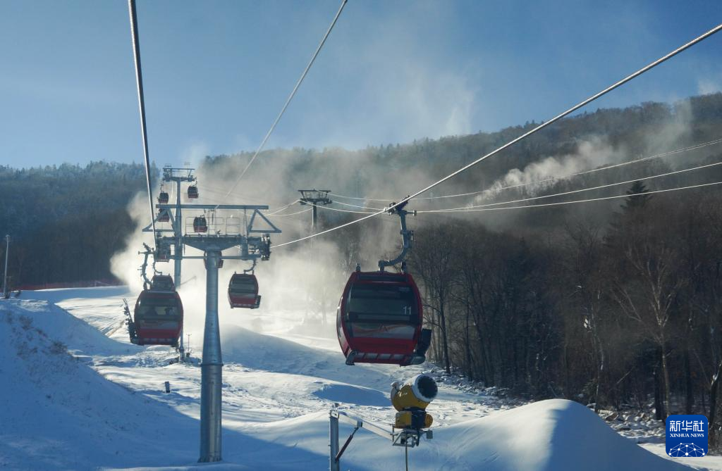 我国冰雪装备制造乘“冬”风向新生长(图1)