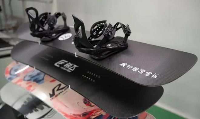 「中国那些事儿」外媒观察：南北冰雪“各美其美”看中国冰雪市场热浪滚滚新图景(图3)