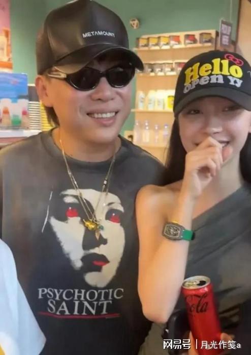 苦追田馥甄十年却被网红迷倒男明星归宿何在?(图11)