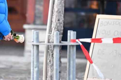 早安!世界丨瑞士酒吧新年火灾至少40人死亡；俄罗斯将乌克兰袭击普京官邸资料交给美国(图2)