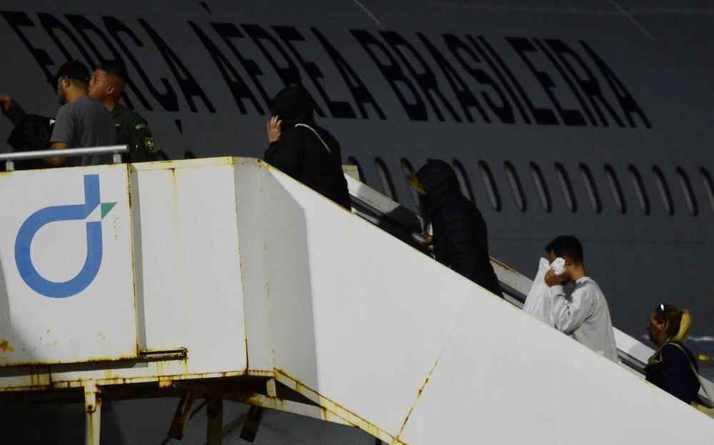 早安!世界丨瑞士酒吧新年火灾至少40人死亡；俄罗斯将乌克兰袭击普京官邸资料交给美国(图4)