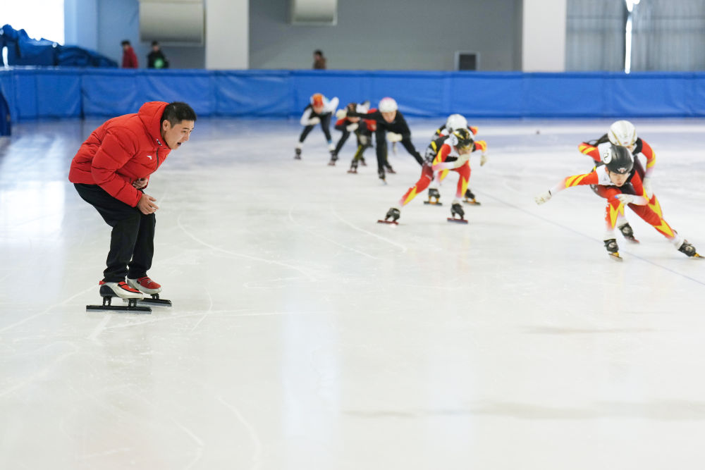 镜观·回响｜让冰天雪地成为金山银山(图3)