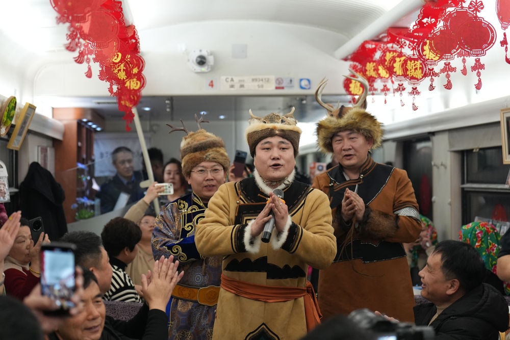 镜观·回响｜让冰天雪地成为金山银山(图8)