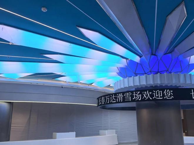 净月长春冰雪第一站丨打破季节限制赋能冰雪经济——长春万达滑雪场12月25日开板迎客(图2)
